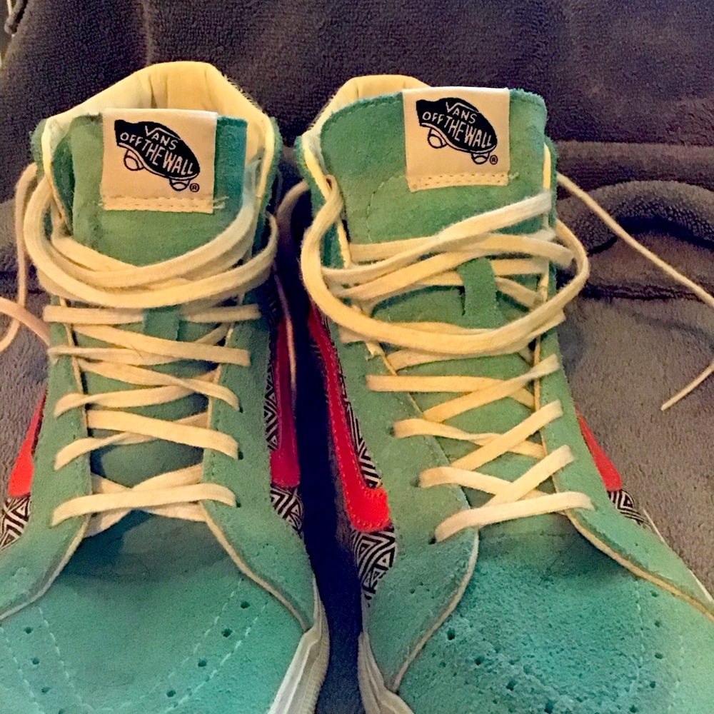 Vans Off the Wall Hi Tops For Women OR Men!